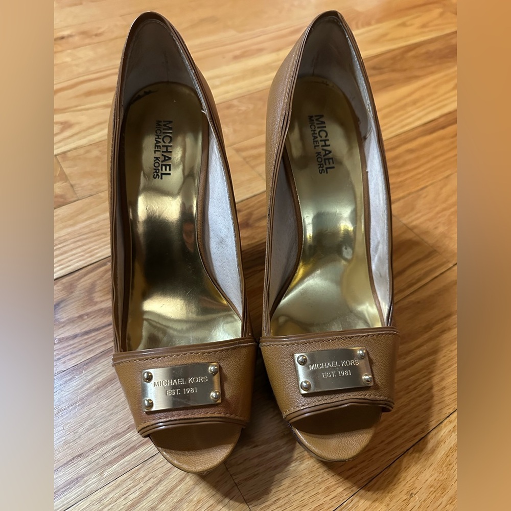 Michael Kors Brown Peep-Toe Heels